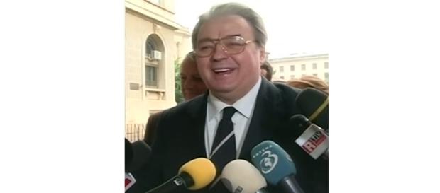 Corneliu Vadim Tudor a decedat Corneliu Vadim Tudor a decedat