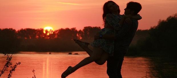 Nimeni nu e perfect, deci nu căuta perfecţiunea. Nimeni nu e perfect, deci nu căuta perfecţiunea.