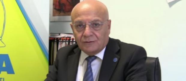 Scuola e contratto docenti: Rino Di Meglio Gilda Scuola e contratto docenti: Rino Di Meglio Gilda