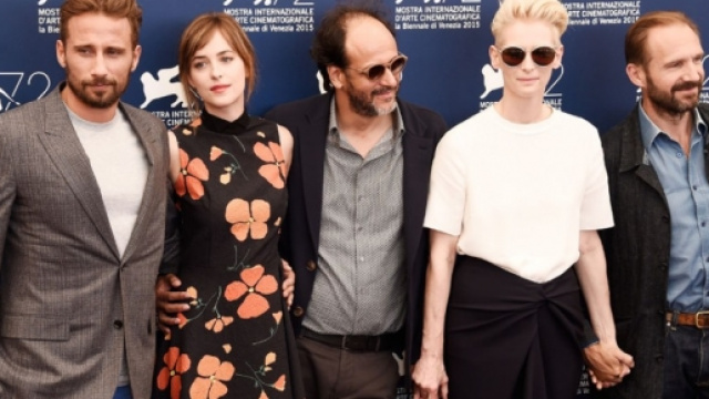 Il cast di 'A Bigger Splash' posa con il regista