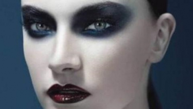 Halloween, truccarsi da strega, vampiro, dark lady