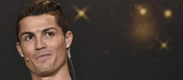 Cristiano Ronaldo quer ser uma estrela de cinema. Cristiano Ronaldo quer ser uma estrela de cinema.