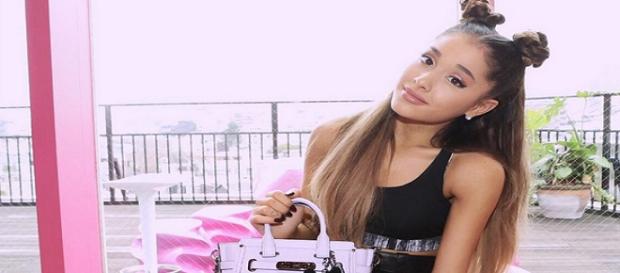 Ariana Grande entschuldigt sich erneut Ariana Grande entschuldigt sich erneut
