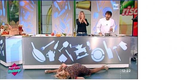 La caduta su Rai Uno di Lisa Fusco. La caduta su Rai Uno di Lisa Fusco.