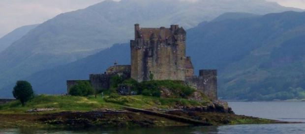 Outlander: Starke Frauen - Starke Landschaft Outlander: Starke Frauen - Starke Landschaft
