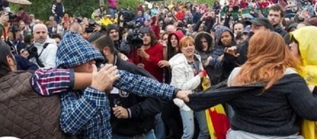 Toro de la Vega entre el salvajismo de Tordesillas Toro de la Vega entre el salvajismo de Tordesillas