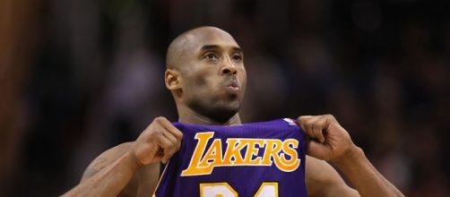 Kobe irá jogar sua última temporada nos Lakers
