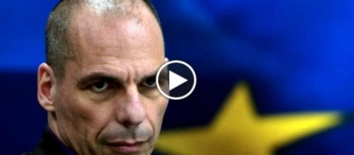 Varoufakis attacco diretto a Renzi