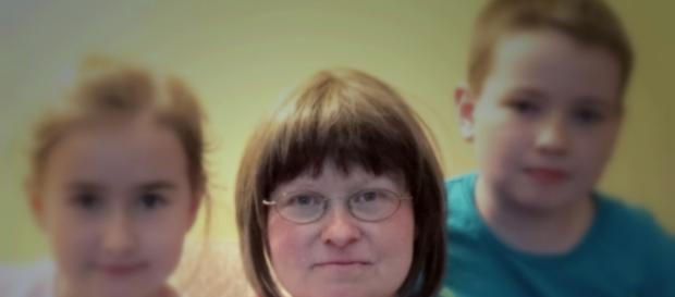 Anna Starowicz z dziećmi (siepomaga.pl) Anna Starowicz z dziećmi (siepomaga.pl)