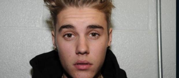 Justin Bieber desconhece quem é Shawn Mendes. Justin Bieber desconhece quem é Shawn Mendes.