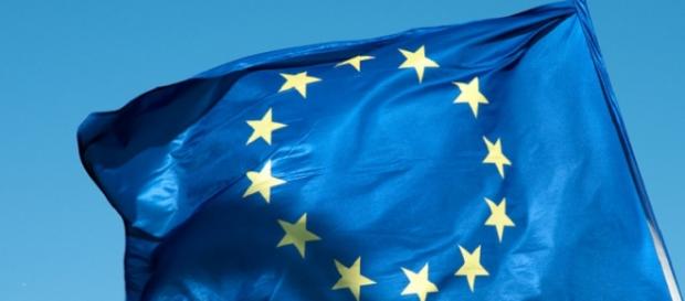 La bandiera dell'Unione europea La bandiera dell'Unione europea
