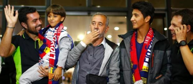 Osama com os seus filhos em Espanha Osama com os seus filhos em Espanha