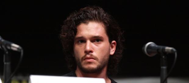 Und Jon Snow aka Kit Harington lebt doch? Und Jon Snow aka Kit Harington lebt doch?