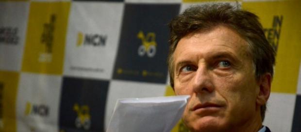 Más denuncias diluyen su pretendida transparencia Más denuncias diluyen su pretendida transparencia