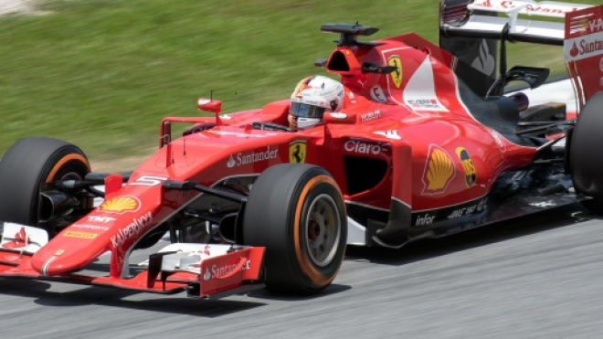 Vettel, strategia d'attacco a Singapore