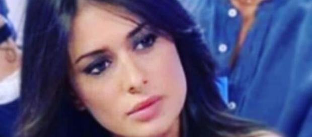 Alessia prende una decisione personale Alessia prende una decisione personale