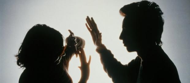 Violência entre casais tem vindo a aumentar. Violência entre casais tem vindo a aumentar.