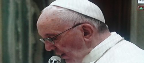 Il Papa comunica il suo Credo al mondo.