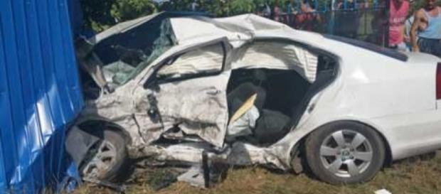 Ambulanta implicata intr-un accident mortal Ambulanta implicata intr-un accident mortal