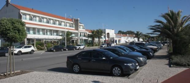 Estacionamento onde aconteceu a ocorrência. Estacionamento onde aconteceu a ocorrência.