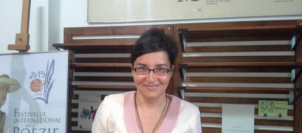 Ofelia a anunţat că se sinucide Ofelia a anunţat că se sinucide
