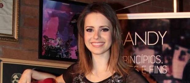 Sandy vai gravar novo DVD no Rio de Janeiro Sandy vai gravar novo DVD no Rio de Janeiro