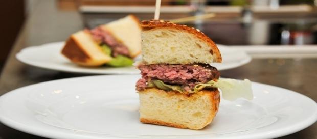 Fotografía de porción de hamburguesa Fotografía de porción de hamburguesa