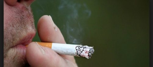 Nuove misure restrittive nella lotta al fumo