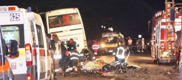 Doi români şi-au pierdut viaţa Doi români şi-au pierdut viaţa