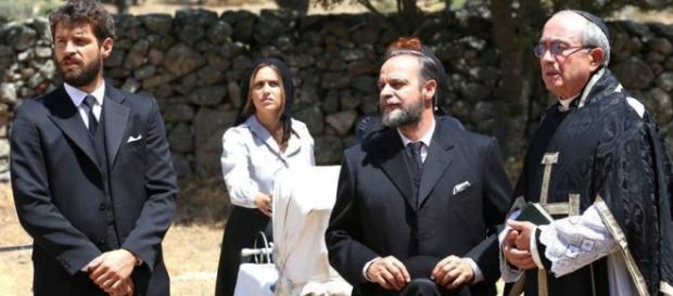 Il Segreto: Il funerale di Donna Francisca Il Segreto: Il funerale di Donna Francisca
