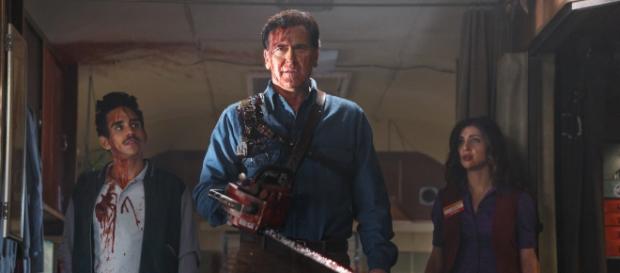 Ray Santiago, Bruce Campbell and Dana DeLorenzo Ray Santiago, Bruce Campbell and Dana DeLorenzo