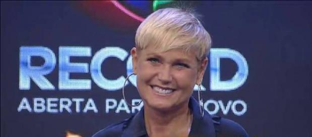 Xuxa e “A Fazenda” (Reprodução/Record) Xuxa e “A Fazenda” (Reprodução/Record)