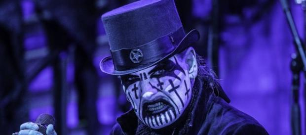 King Diamond regressa aos palcos e aos lançamentos King Diamond regressa aos palcos e aos lançamentos