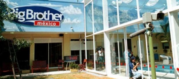La casa nueva, más colorida pero más vulgaridad La casa nueva, más colorida pero más vulgaridad