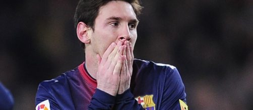 Messi deluso con maglia del Barcellona