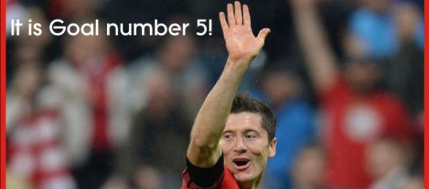 R. Lewandoski celebrates his Fifth goal R. Lewandoski celebrates his Fifth goal