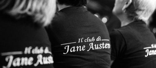 Un particolare delle magliette di Jane Austen