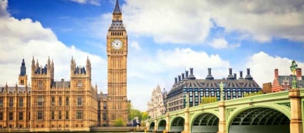Londres com 60 mil vagas de emprego. Londres com 60 mil vagas de emprego.