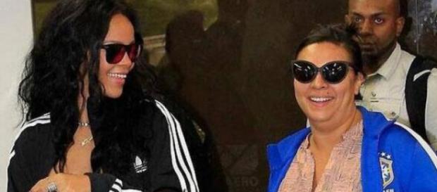 Rihanna desembarcou no Rio na última quarta. Rihanna desembarcou no Rio na última quarta.
