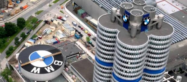 Scandalul Volkswagen trage în jos acţiunile BMW Scandalul Volkswagen trage în jos acţiunile BMW