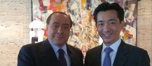 Silvio Berlusconi e Mr. Bee Taechaubol