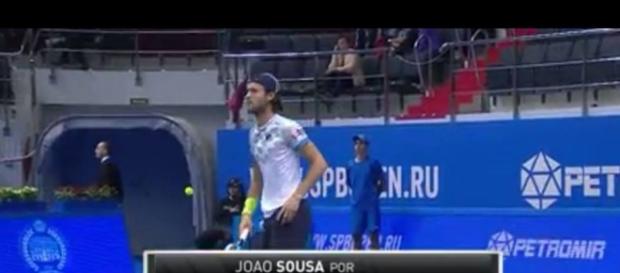 João Sousa nas meias-finais em São Petersburgo João Sousa nas meias-finais em São Petersburgo
