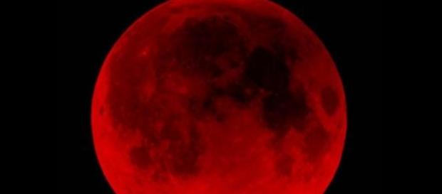 Super lua será uma “Lua de Sangue” Super lua será uma “Lua de Sangue”