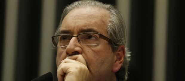 conta na Suíça para pagar propina. conta na Suíça para pagar propina.