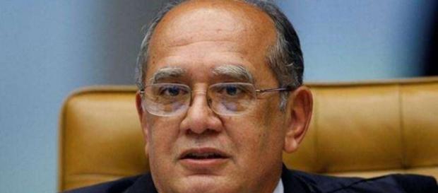 Ficar sem presidente pode ajudar o País Ficar sem presidente pode ajudar o País