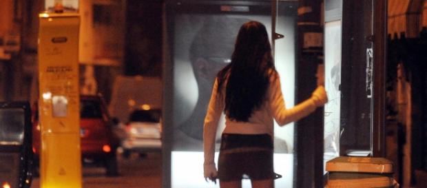 O româncă a fost bătută, violată şi jefuită O româncă a fost bătută, violată şi jefuită