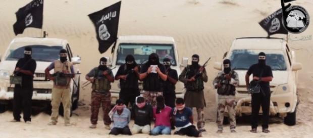 Prizonieri căzuţi în mâna militanţilor ISIS Prizonieri căzuţi în mâna militanţilor ISIS