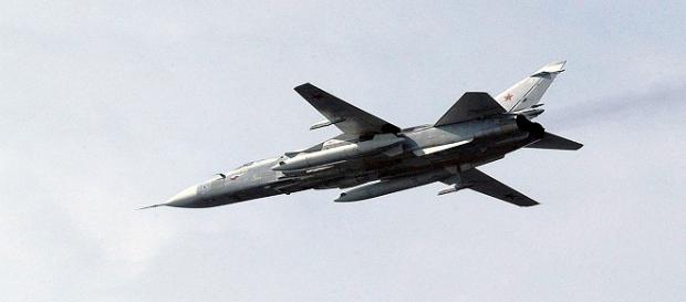 Bombardiere tattico russo Sukhoi Su-24 Bombardiere tattico russo Sukhoi Su-24