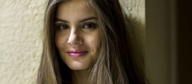 Camila Queiroz é Mafalda em 'Êta Mundo Bom' Camila Queiroz é Mafalda em 'Êta Mundo Bom'