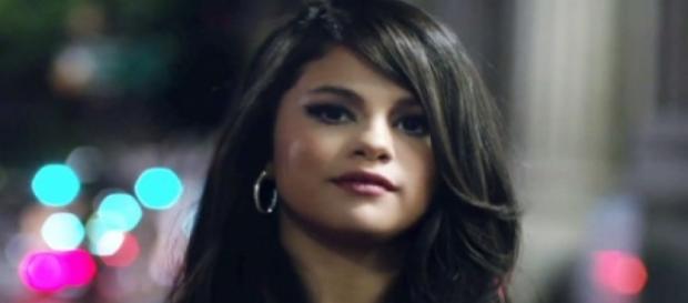 Cantora elogiou o ex por sua volta triunfal Cantora elogiou o ex por sua volta triunfal